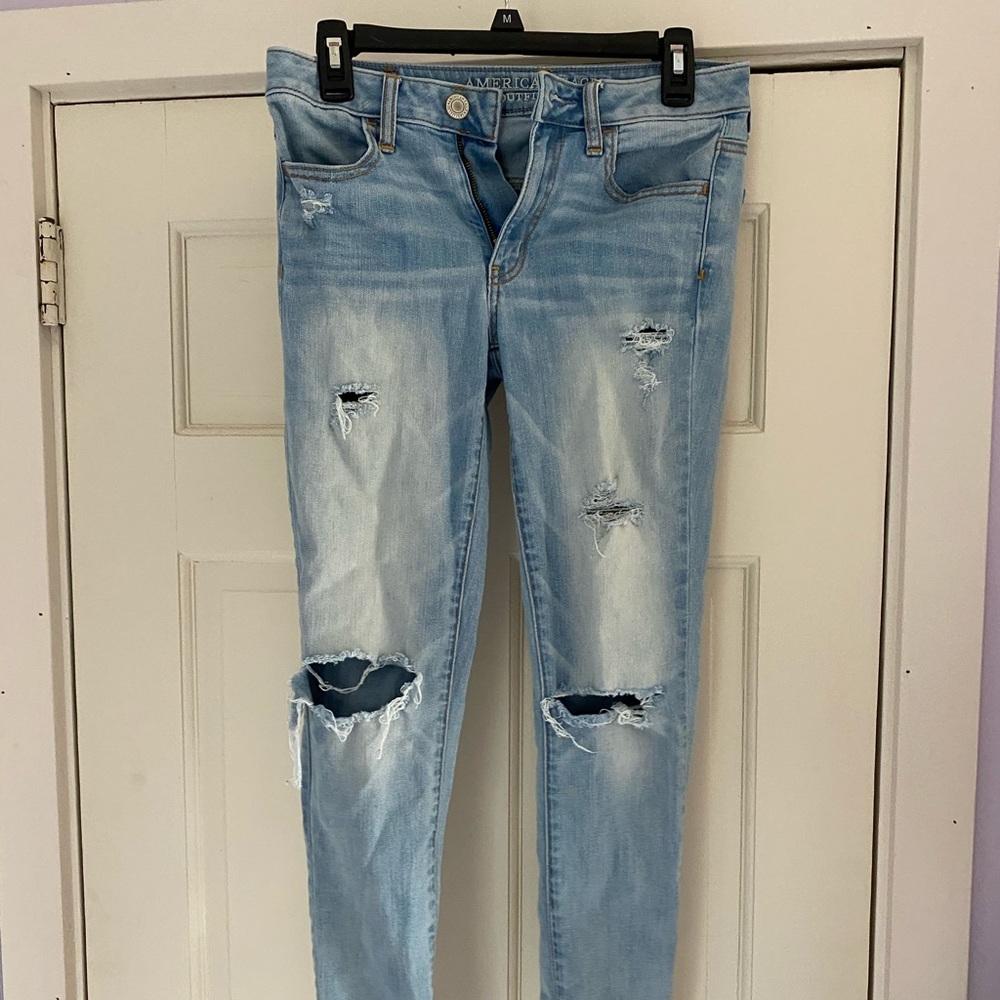 American Eagle Super Stretch Ripped Jegging